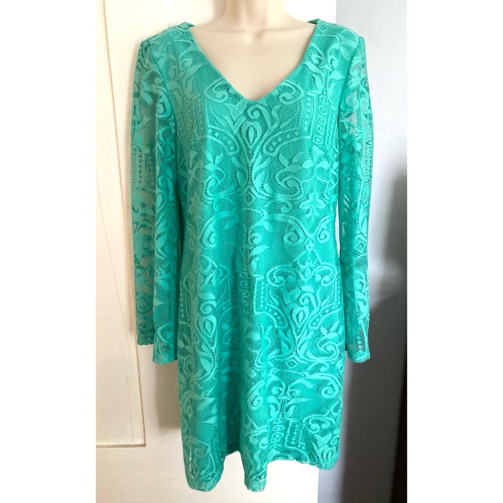Sandra Darren Turquoise Lace Long-Sleeved Dress Knee-Length Size 10